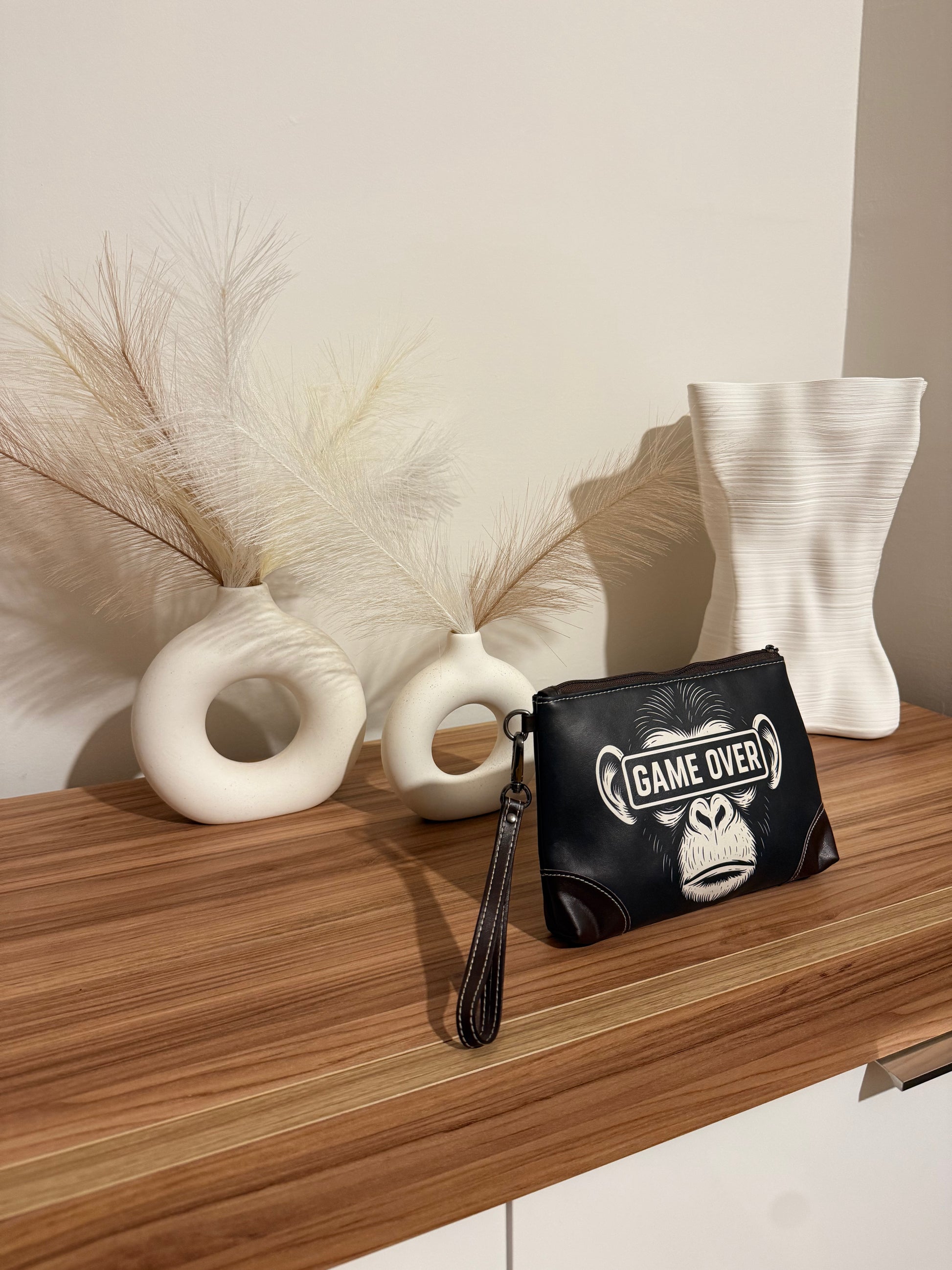Pochette Scimmia Game Over – Edizione Limitata in eco Pelle