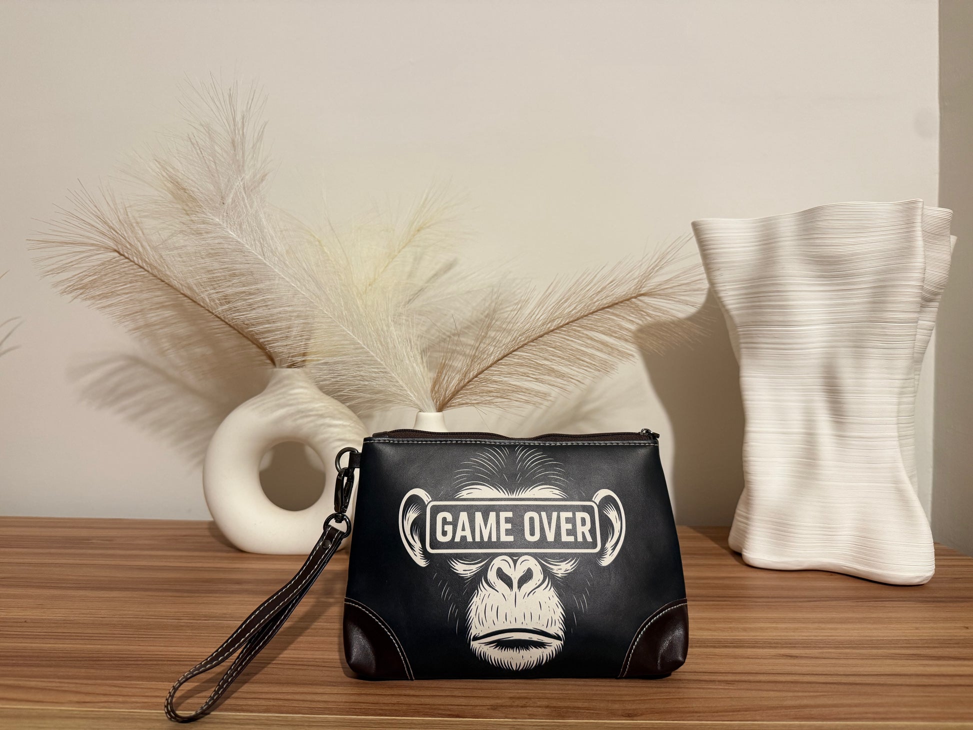 Pochette Scimmia Game Over – Edizione Limitata in eco Pelle